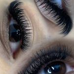 خدمات‌و آموزش اکستنشن مژه
