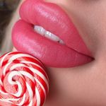 خدمات آرایش دائم میکرو وشیدینگ لب