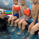 آموزش شنا کودکان دختر و پسر نگین بشیریان