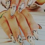 خدمات تخصصی ناخن ویدا