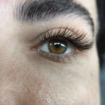 اکستنشن مژه مینا آقایی