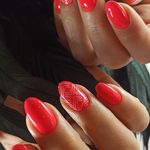 خدمات تخصصی کاشت ناخن سحر