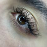 سالن زیبایی منا بیوتی لانژ