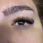 خدمات تخصصی اکستنشن مژه ندا عامری