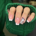 خدمات تخصصی ناخن آوا