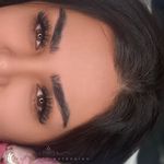 خدمات مژه ماهی مون