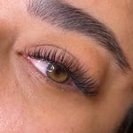 خدمات مژه آزاده امیری