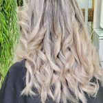 آرایشگاه زنانه