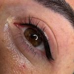 آرایش دائم میکروبلیدینگ