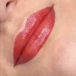 سالن زیبایی رز سرخ