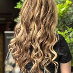 سالن تخصصی اکستنشن مو پارسیان