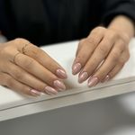 سالن کاشت ناخن نگین صادقیه