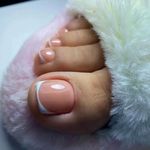 سالن تخصصی کاشت ناخن و مژه ثمینه حجازیان