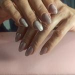 خدمات تخصصی ناخن گلنوش(تخفیف مراجعه اول)