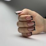 مرکز تخصصی کاشت ناخن گلچین حیاتی