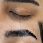 اکستنشن مژه و لیفت و لمینیت مژه و ابرو