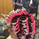 متخصص فر دائمی مو و احیای موی فر