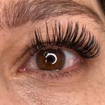 خدمات تخصصی اکستنشن مژه فاطمه