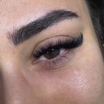 خدمات تخصصی اکستنشن مژه ندا عامری