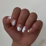 سالن تخصصی کاشت ناخن و مژه ثمینه حجازیان