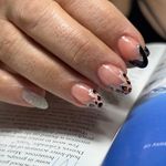 مرکز تخصصی کاشت ناخن شبنم