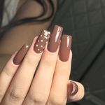 خدمات ناخن آذر حسینخانی
