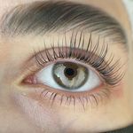 آرایشگاه زنانه عاطی بیوتی(آفر ناخن ورنگ)