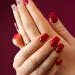 خدمات تخصصی ناخن مژگان