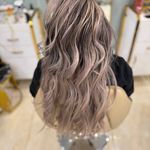 سالن زیبایی و آرایشگاه زنانه ملکه شادلی