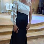 مزون دوخت تخصصی لباس مجلسی و عروس هانیا