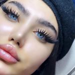 میکاپ شنیون تخصصی .کاشت مژه.آموزش میکاپ