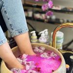 سالن زیبایی و آموزشگاه کلبه نیلوفر