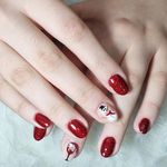 خدمات ناخن و کاشت ناخن تانیا