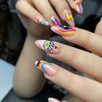 سالن زیبایی و آرایشگاه زنانه ملکه شادلی