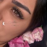 خدمات مژه ماهی مون