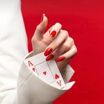 خدمات تخصصی ناخن نگین