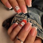 مرکزتخصصی کاشت ناخن و اکستنشن مژه رامونا