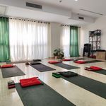 مرکز تخصصی یوگا رمانه (شعبه هفت تیر)