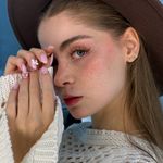 خدمات و آموزش تخصصی اکستنشن مژه سنا