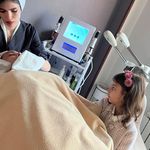 کلینیک خدماتی و آموزشی فیشیال اسکین ال