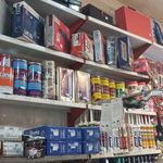 فروشگاه رنگ وابزار یراق آلات برتر