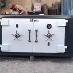 فروشگاه گاوصندوق رهبری