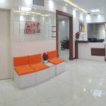 دکتر تورج مکرمی متخصص پوست ومو و زیبایی