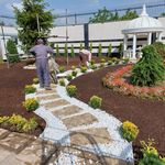 کلیه خدمات فضای سبز  آبیاری قطره ای