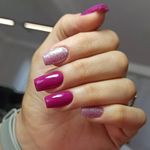 تخفیف کاشت ناخن