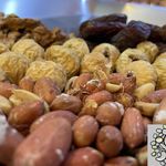 خشکبار خندان