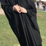 حجاب شیک( عرضه انواع چادر ومانتوومغنعه)