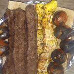 رستوران وتهیه غذای ناصر