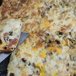 غذاخوری وبیرون بر چهل مزه