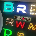 چلنیوم‌ تابلو سازی ‌لوکس‌لایت‌تبریز